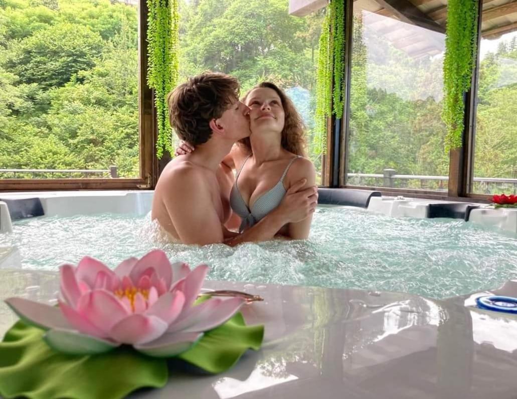 River Boutique Hotel باتومي المظهر الخارجي الصورة